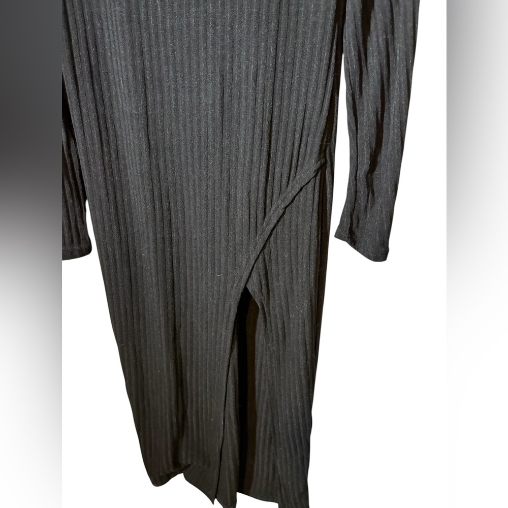J Thomson Longsleeve Black Boat Neck Dress